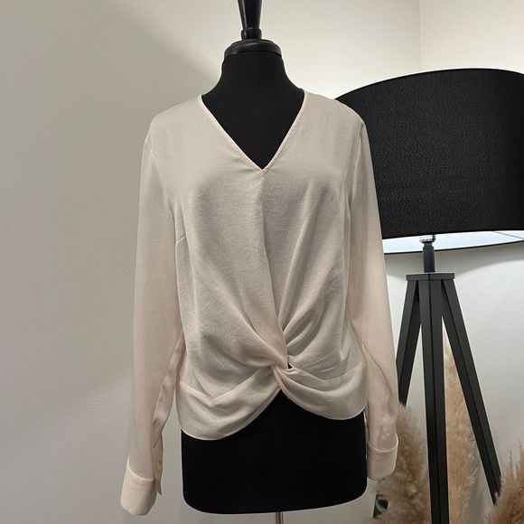 Express Cream Knotted Long Sleeve Blouse Large - Picture 3 of 5